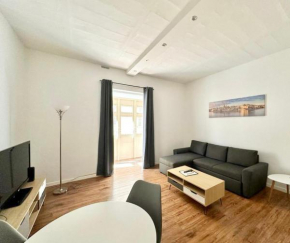 Central and modern Valletta flat